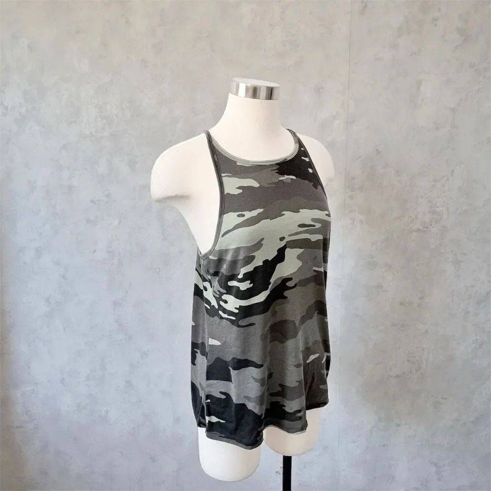 Victoria Sport Camo Green Tank Top Black Small Athleisure Workout Yoga